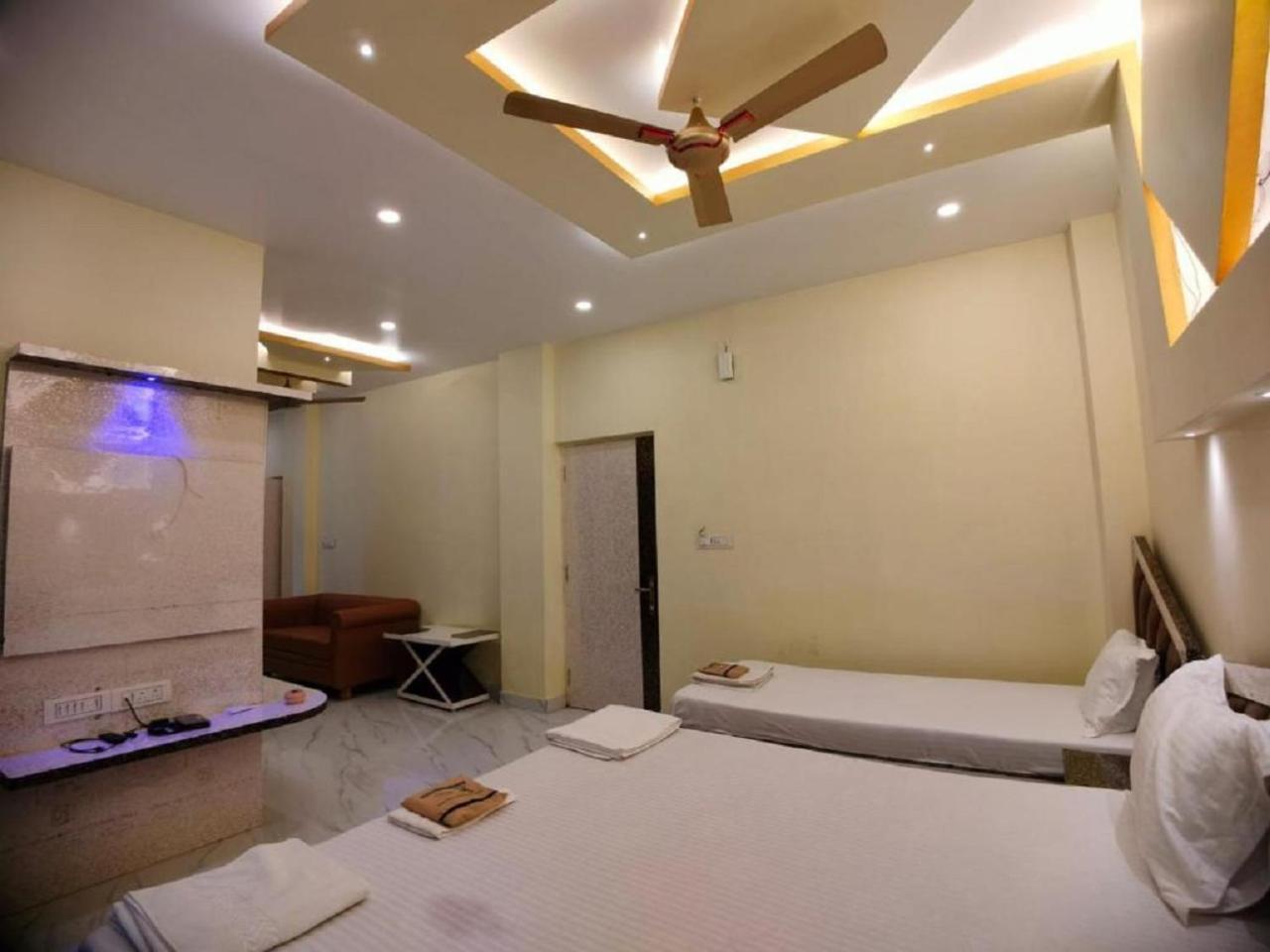Hotel Hindusthan Inn 曼达莫尼 外观 照片
