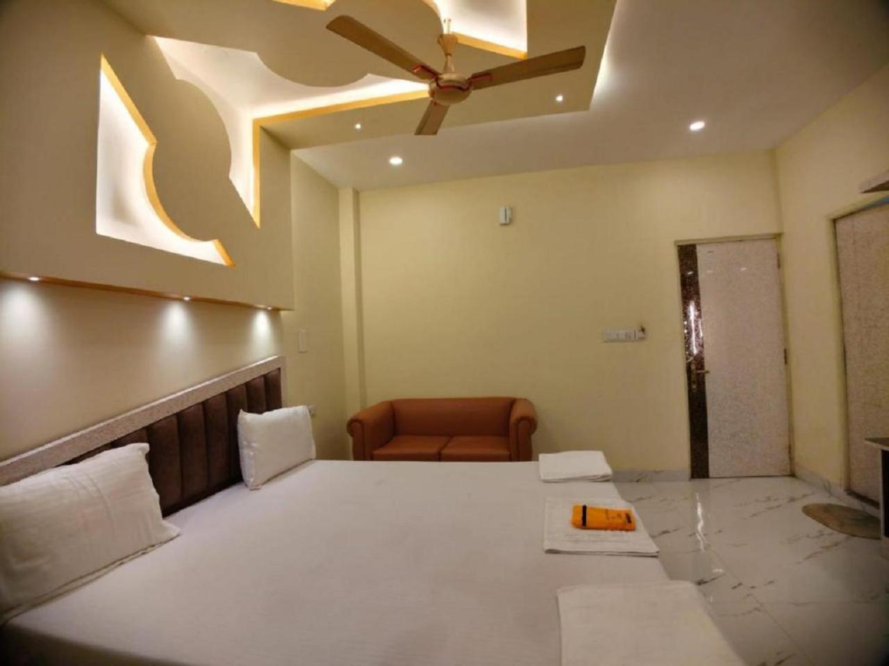 Hotel Hindusthan Inn 曼达莫尼 外观 照片